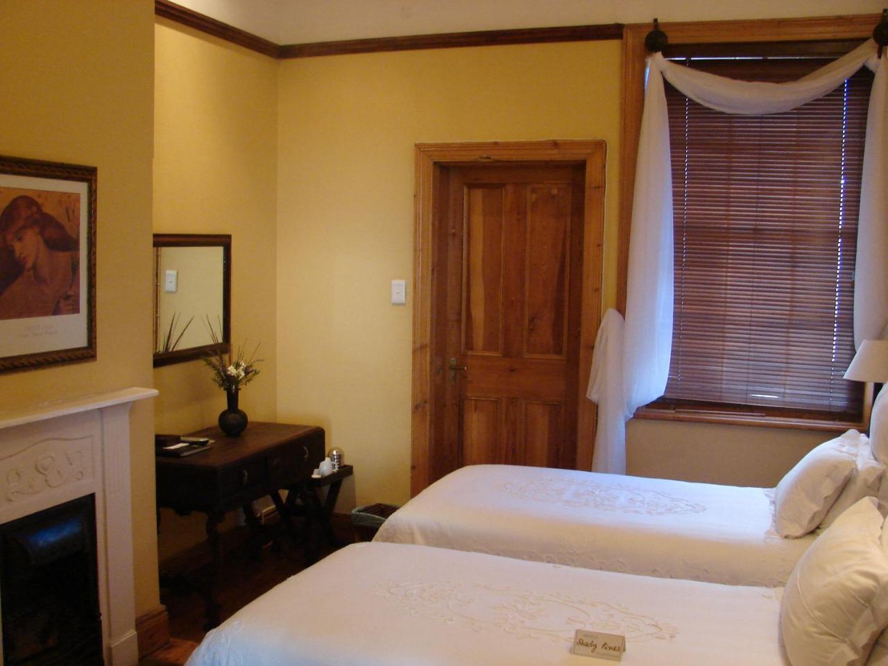 Shady Pines Guest House 해리스미스 외부 사진